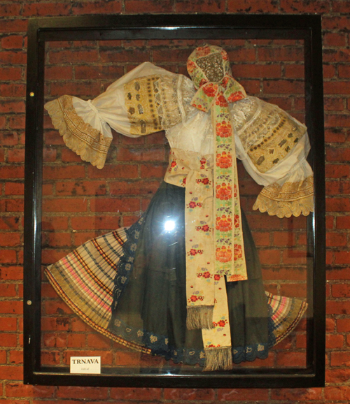 Traditional outfit from Trnava in the Bohemian Hall