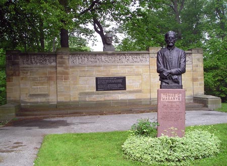 Czech Cultural Garden in Cleveland - sign (photo by Dan Hanson)