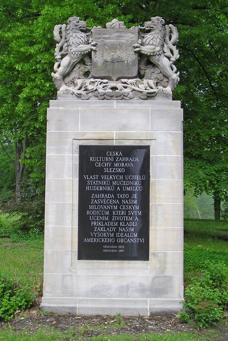 Czech Cultural Garden in Cleveland - sign (photo by Dan Hanson)