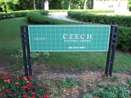 Czech Cultural Garden in Cleveland - sign (photo by Dan Hanson)