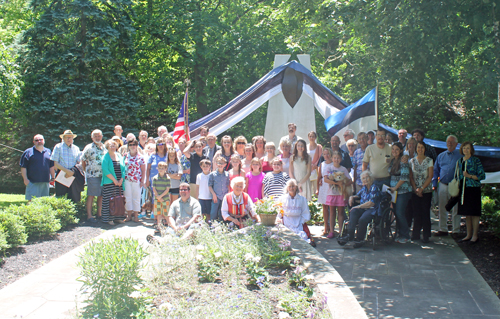 Group photo on Estonian Victory Day