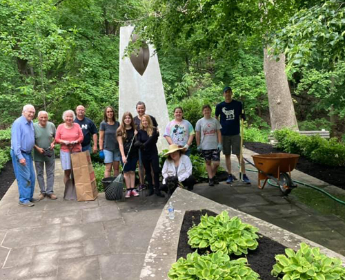 Cleaning up the Estonian Cultural Garden