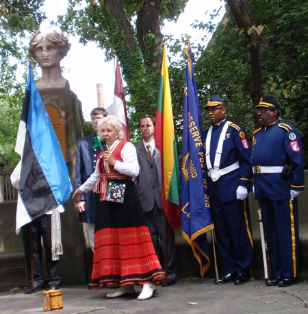 Mixing of Estonian Soil in the American Legion Cultural Garden in Cleveland, Ohio (photos by Dan Hanson)