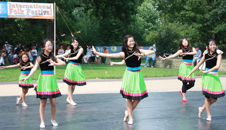 Cleveland Contemporary Chinese Culture Association Dancers