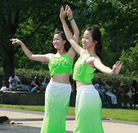 Cleveland Contemporary Chinese Culture Association Dancers