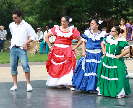 Julia de Burgos Cultural Arts Center Puerto Rican performers