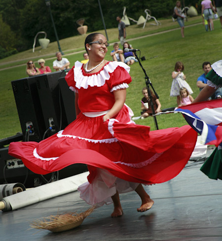 Julia de Burgos Cultural Arts Center Puerto Rican performers