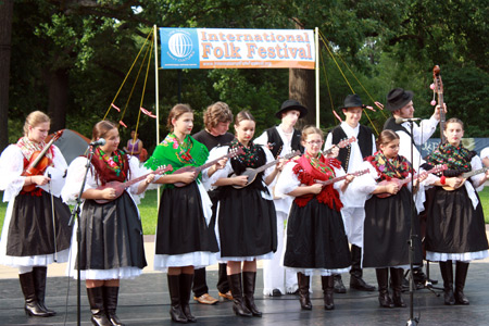 Croatian Music and Dance from Cleveland Junior Tamburitzans