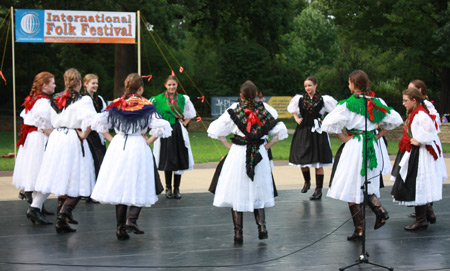 Croatian Music and Dance from Cleveland Junior Tamburitzans