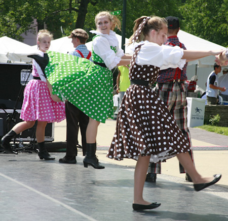 PIAST Polish Folk Song and Dance Ensemble