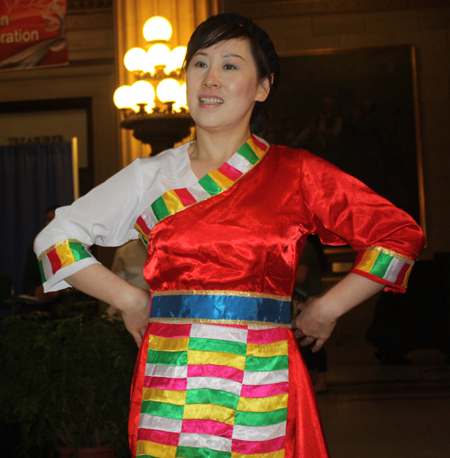 Traditional Chinese Dancers