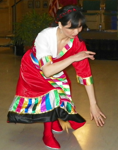 Traditional Chinese Dancers