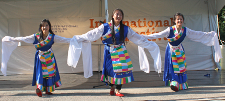 Tibetan Dance from CCCCA dancers