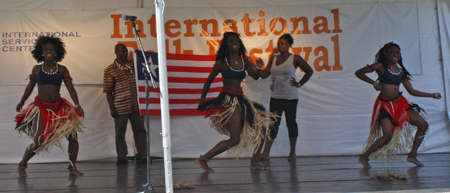 Liberian Association of Cleveland and Environs dancers