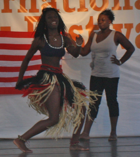 Liberian Association of Cleveland and Environs dancers