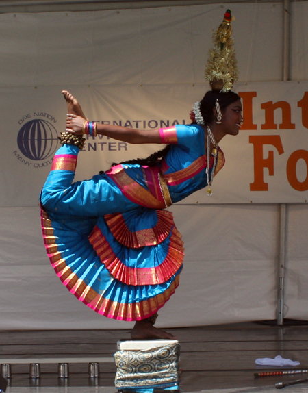 Mahima Venkatesh performs a Karagattam dance