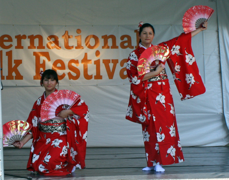 Sho Jo Ji Japanese Dancers 