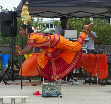 Mahima Venkatesh performing the traditional South Indian Karagattam Dance