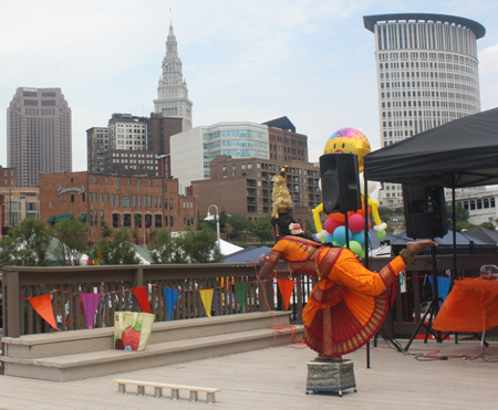 Mahima Venkatesh performing the traditional South Indian Karagattam Dance