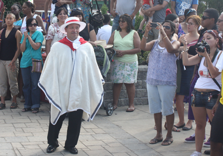 Cleveland Peruvians at fashion show