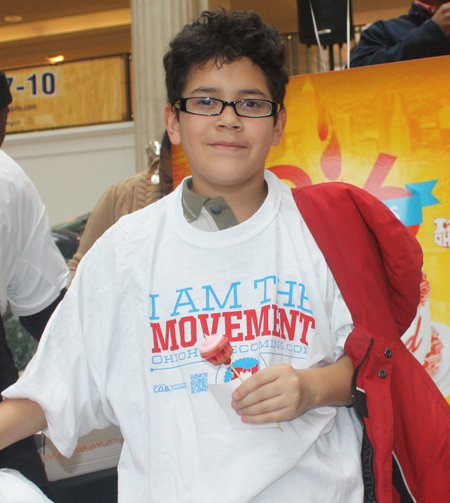 boy wearing new Ohio Homecoming t-shirts