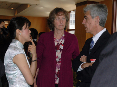 CIHF attendees Suzanne Abate and 