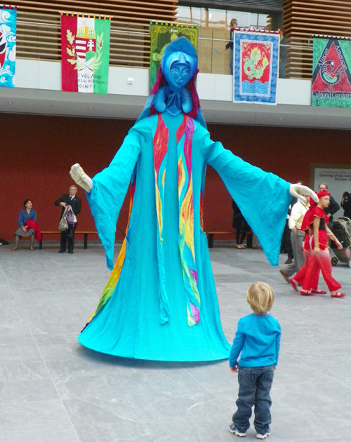Parade the Circle puppet with young boy at Art Museum