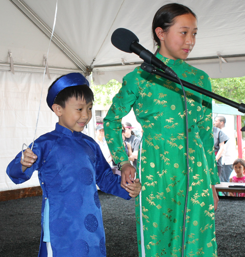 Fashion Show at the 2013 Cleveland Asian Festival