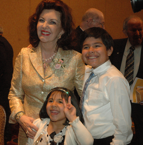 Maria Pujana with grandchildren