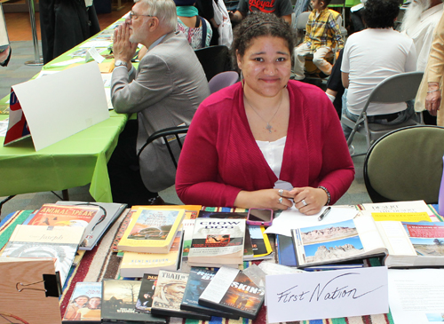 Native American - First Nation - table