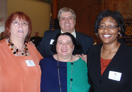 Debbie, Pat and Dan Hanson with Lynn Stevens