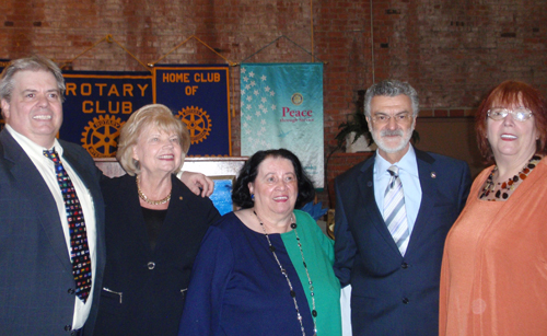 Dan Hanson, Ingrida Bublys, Pat Hanson, Mayor Frank Jackson and Debbie Hanson