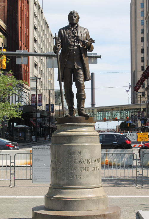 Moses Cleveland statue in Public Square