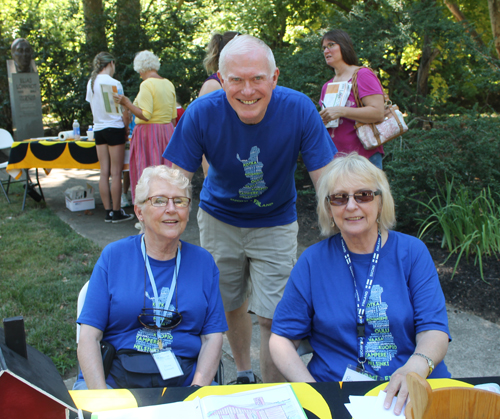 Ken Quiggle, Bonnie and Donna