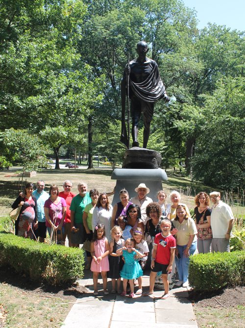 Posing in front of the Mahatma Gandhi statue