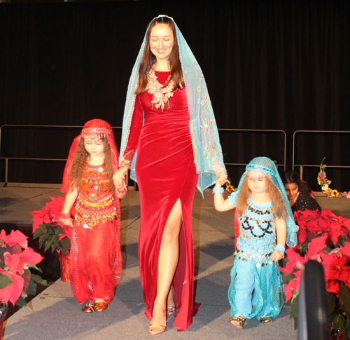 Tugce Sareyyuoglu and young daughters Ceren and Defne representing Turkey