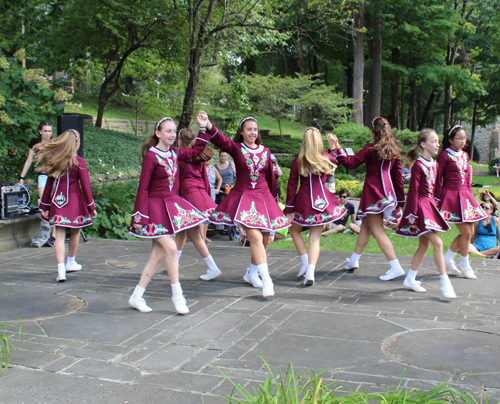 Murphy Irish dancers in Irish Cultural Garden on One World Day