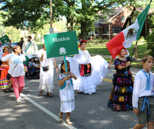 Mexico in the Parade of Flags at 2018 One World Day