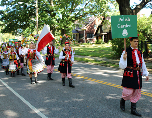 Polish Garden in the Parade of Flags at 2018 One World Day