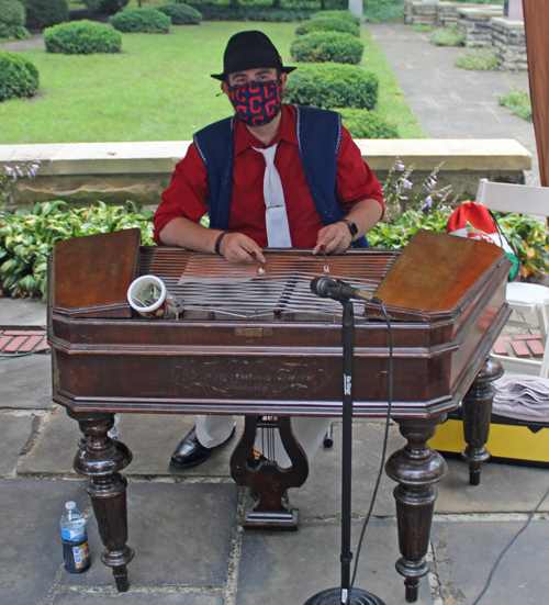 Cimbalom in the Hungarian Cultural Garden on One World Day 2021