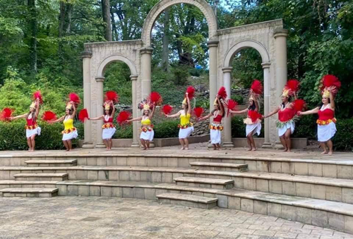 Performance in the Syrian Garden on One World Day