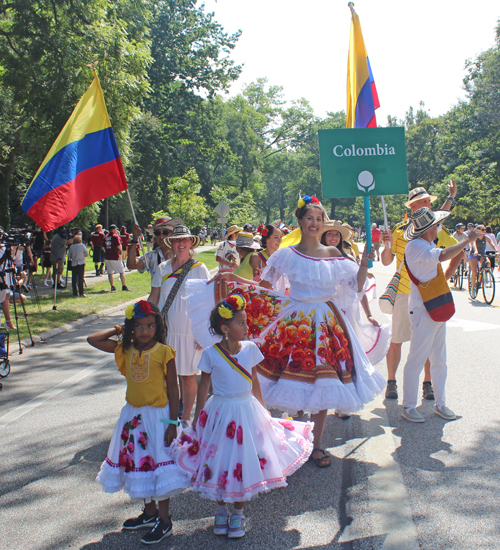 Colombia Garden in the Parade of Flags at One World Day