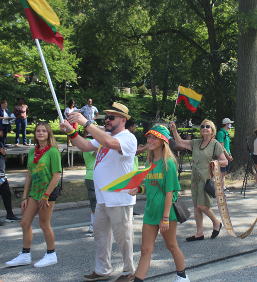 Lithuanian Cultural Garden in Parade of Flags on One World Day 2021