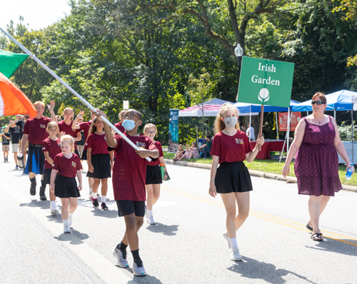 Irish Cultural Garden in Parade of Flags at One World Day 2021