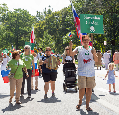 Slovenian Cultural Garden in Parade of Flags at One World Day 2021