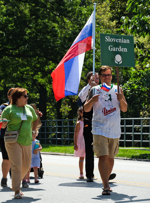 Slovenian Cultural Garden in Parade of Flags at One World Day 2021