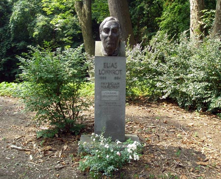 Elias Lonnrot statue in Finnish Cultural Garden in Cleveland Ohio (photos by Dan Hanson)