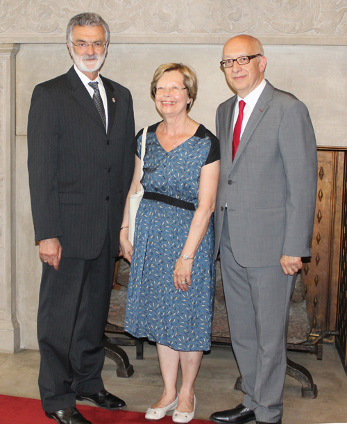 Mayor Jackson with Madame and Mayor Robert in Mayor's Room in Cleveland City Hall