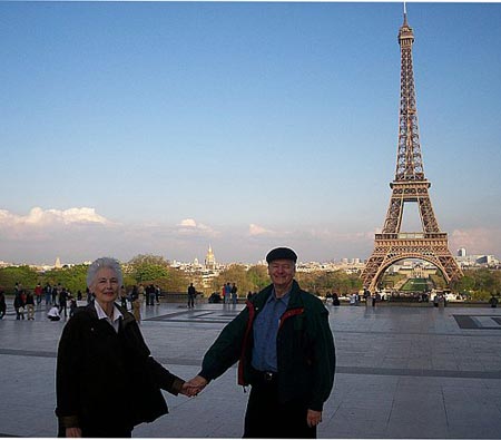 Barb and Bob Hoolihan Wells in Paris