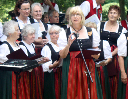 Schuhplattler und Trachtenverein Bavaria Singers